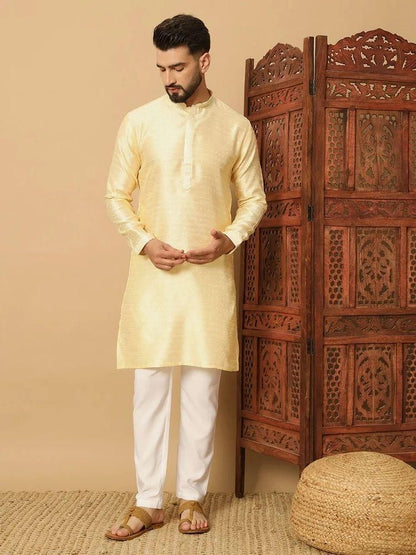 Men's Jacquard Solid Kurta Pyajama Set